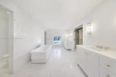 55 La Gorce Cir, Miami Beach, FL 33141 - Photo 29