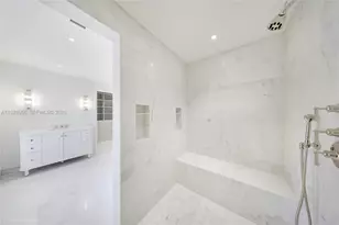 55 Lagorce Cir, Miami Beach, FL 33141 - Photo 23