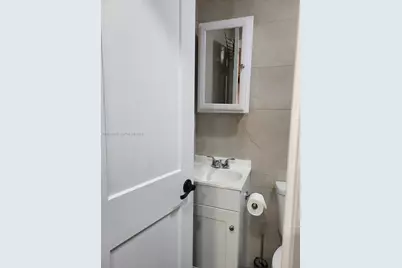 2137 NW 97th St #2137, Miami, FL 33147 - Photo 17