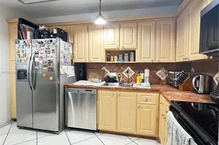 20100 W Country Club Dr, Aventura, FL 33180 - Photo 3