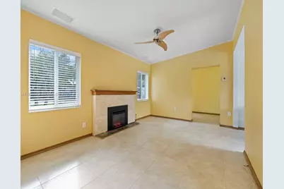2133 SW 1st Ct, Fort Lauderdale, FL 33312 - Photo 7