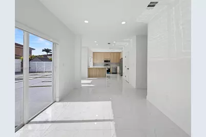 15064 SW 30th Ter, Miami, FL 33185 - Photo 5