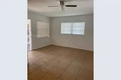 133 SE 4th Ave #6, Hallandale Beach, FL 33009 - Photo 9