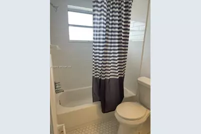 133 SE 4th Ave #6, Hallandale Beach, FL 33009 - Photo 3