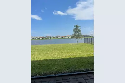 8376 NW Greenbank Cir, Port Saint Lucie, FL 34987 - Photo 13