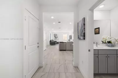 17042 SW 1st St, Pembroke Pines, FL 33027 - Photo 11