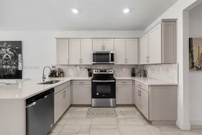 17042 SW 1st St, Pembroke Pines, FL 33027 - Photo 15