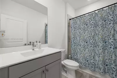 17042 SW 1st St, Pembroke Pines, FL 33027 - Photo 29