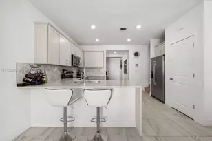 17042 SW 1st St, Pembroke Pines, FL 33027 - Photo 13