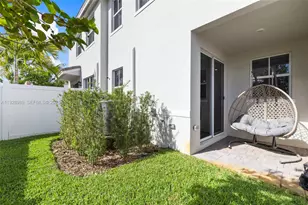 17042 SW 1st St, Pembroke Pines, FL 33027 - Photo 43