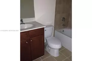 8800 NW 97th Ave, Doral, FL 33178 - Photo 19