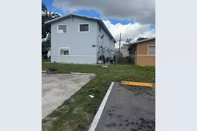 3821 SW 13th Ct, Fort Lauderdale, FL 33312 - Photo 3