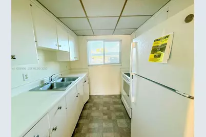 649 S Tamiami Trail #112, Venice, FL 34285 - Photo 13