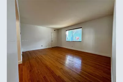 530 SW 10th St #1B, Miami, FL 33130 - Photo 1