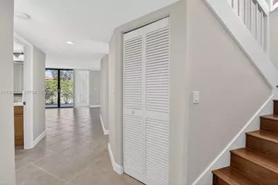 11541 Terra Bella Blvd #25, Plantation, FL 33325 - Photo 3