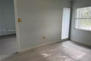 665 SW 113th Way, Pembroke Pines, FL 33025 - Photo 7