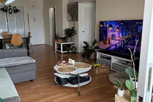 400 Kings Point Dr, Sunny Isles Beach, FL 33160 - Photo 5