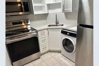 335 SW 20th St #7, Fort Lauderdale, FL 33315 - Photo 5