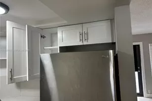 335 SW 20th St, Fort Lauderdale, FL 33315 - Photo 7