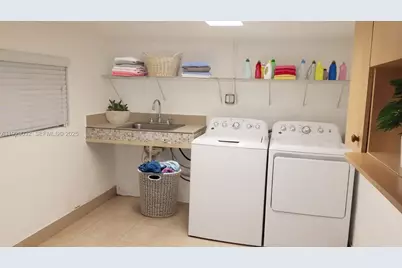 1071 W 66th St #0, Hialeah, FL 33012 - Photo 17