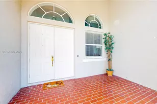 2835 Fairways Dr, Homestead, FL 33035 - Photo 7