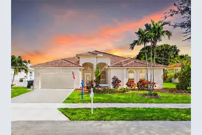 2835 Fairways Dr, Homestead, FL 33035 - Photo 1