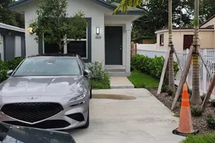 1809 NW 8th Pl, Fort Lauderdale, FL 33311 - Photo 1