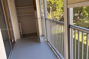 200 SW 132nd Way, Pembroke Pines, FL 33027 - Photo 17