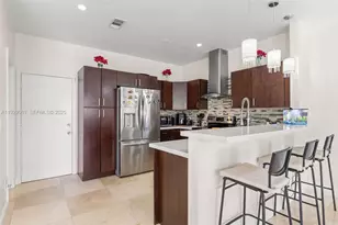 574 NW 159th Ave, Pembroke Pines, FL 33028 - Photo 19