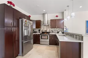574 NW 159th Ave, Pembroke Pines, FL 33028 - Photo 7