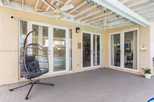 574 NW 159th Ave, Pembroke Pines, FL 33028 - Photo 21