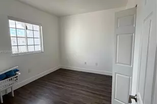 956 SW 148th Pl, Miami, FL 33194 - Photo 13