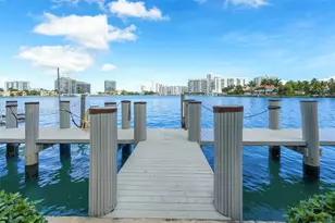 84 Lagorce Cir, Miami Beach, FL 33141 - Photo 11