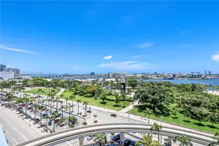 50 Biscayne Blvd, Miami, FL 33132 - Photo 13