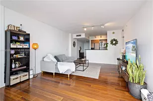 335 S Biscayne Blvd, Miami, FL 33131 - Photo 9