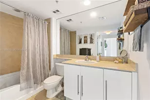 335 S Biscayne Blvd, Miami, FL 33131 - Photo 5