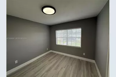 20570 NW 1st Ct, Miami Gardens, FL 33169 - Photo 9