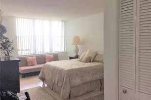 16300 Golf Club Rd, Weston, FL 33326 - Photo 13