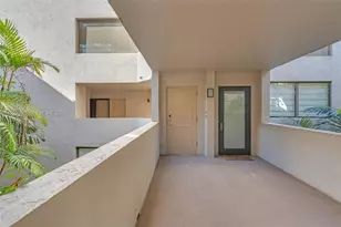 121 Crandon Bl, Key Biscayne, FL 33149 - Photo 3