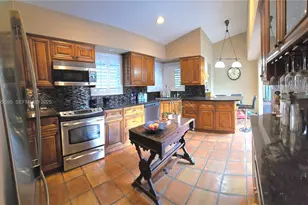 [Address not provided], North Miami Beach, FL 33162 - Photo 7