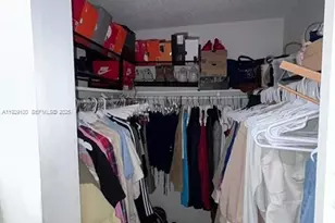 800 NW 29th Terrace, Miami, FL 33127 - Photo 5