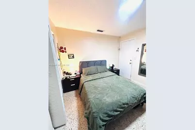 800 NW 29th Ter, Miami, FL 33127 - Photo 11