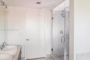 244 Biscayne Blvd, Miami, FL 33132 - Photo 17