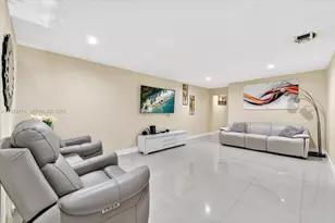 1071 W 37th St, Hialeah, FL 33012 - Photo 5