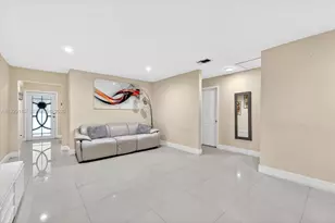 1071 W 37th St, Hialeah, FL 33012 - Photo 7