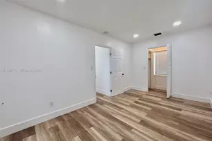 12906 NE 6th Ave, North Miami, FL 33161 - Photo 11