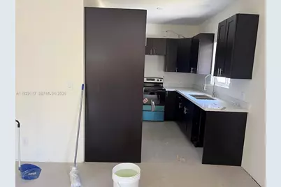 9254 NW 3rd Ave, Miami, FL 33150 - Photo 9