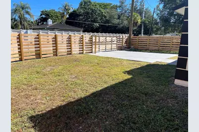 9254 NW 3rd Ave, Miami, FL 33150 - Photo 3