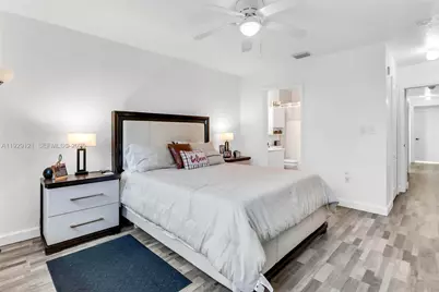 17710 NW 73rd Ave #201-20, Hialeah, FL 33015 - Photo 23