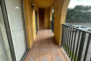 4801 NW 7th St, Miami, FL 33126 - Photo 5